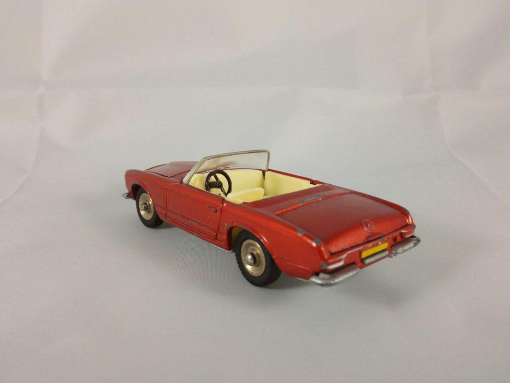 Mercedes-Benz 230 SL - Dinky Toys - 516