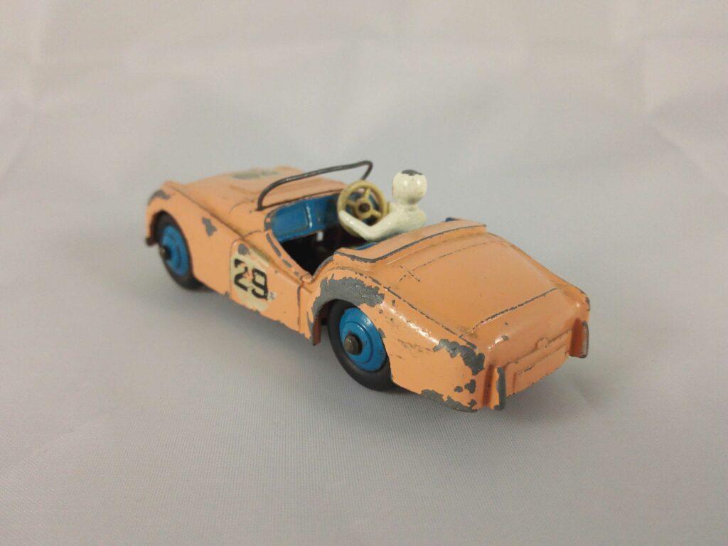 Triumph TR2 - Dinky Toys - 111