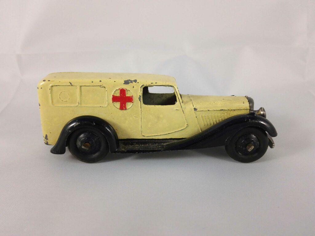 Bentley Ambulance - Dinky Toys - 30F