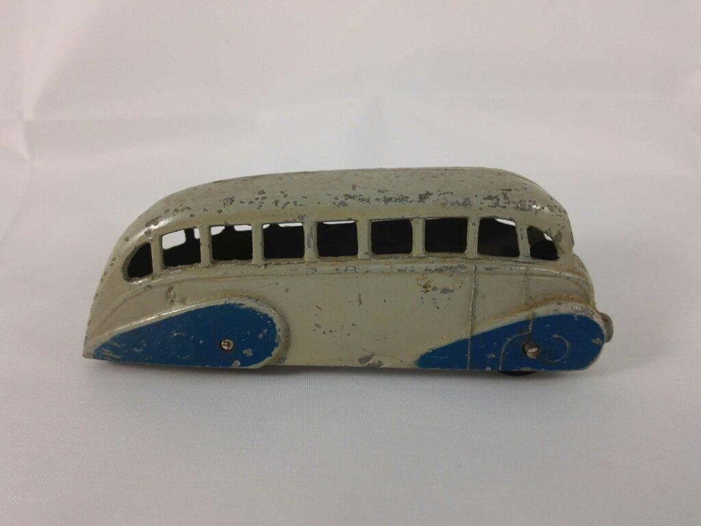 Streamlined Bus - Dinky Toys - 29B