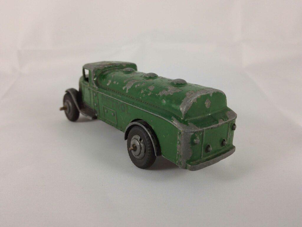 Tanker Lorry - Dinky Toys - 25D