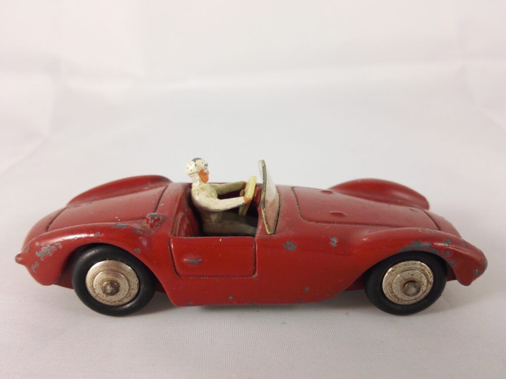 Maserati 2000 Sport - Dinky Toys - 22A