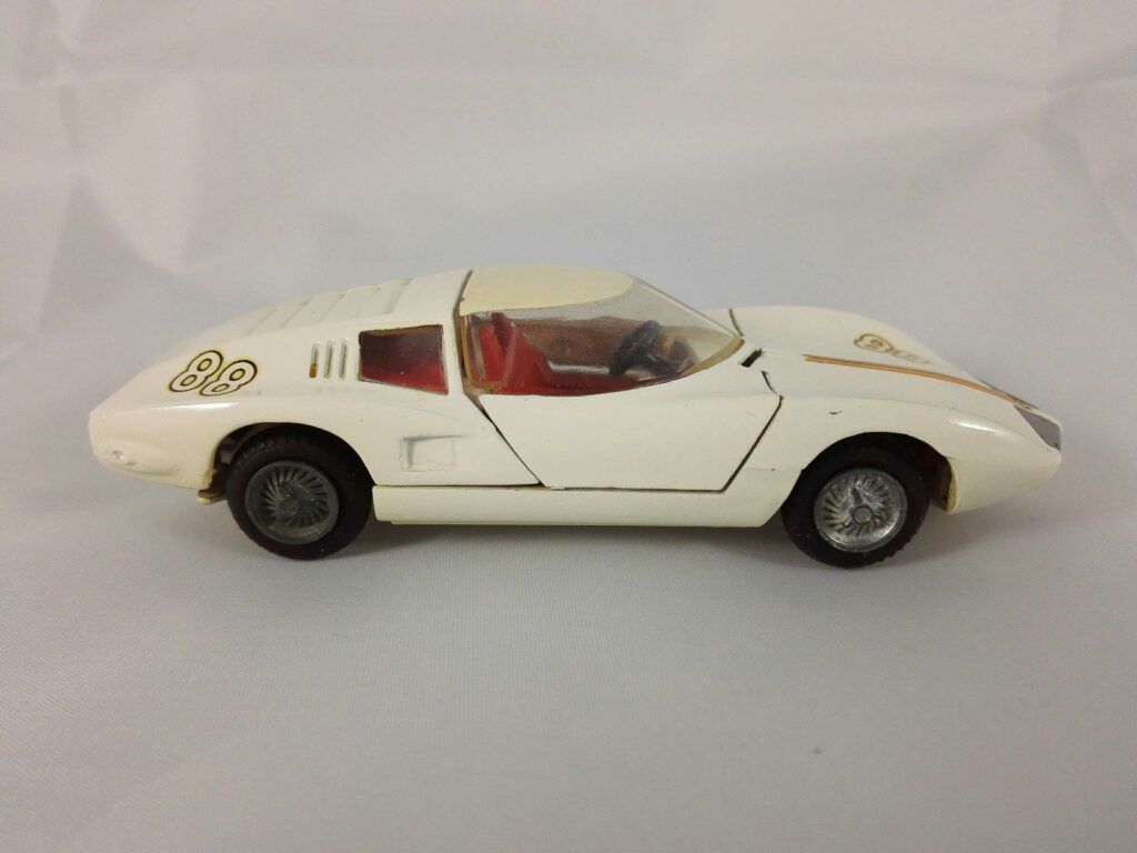 Chevrolet Corvair Monza GT - Tekno - 930