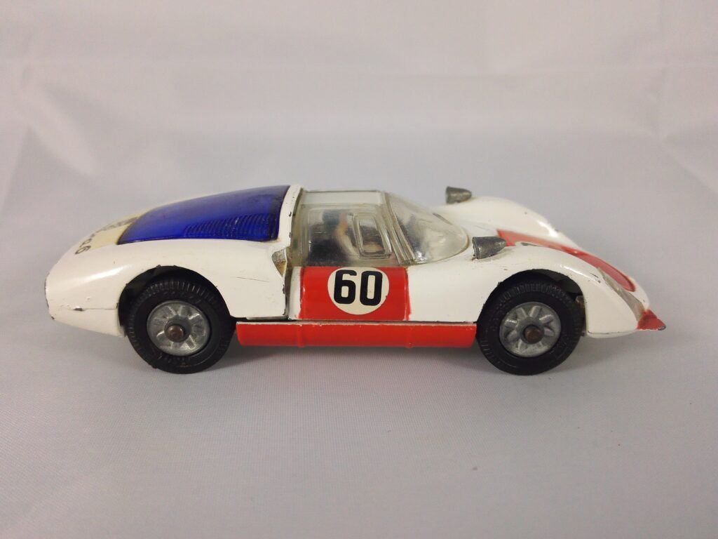 Porsche 906 Carrera 6 - Corgi Toys - 330