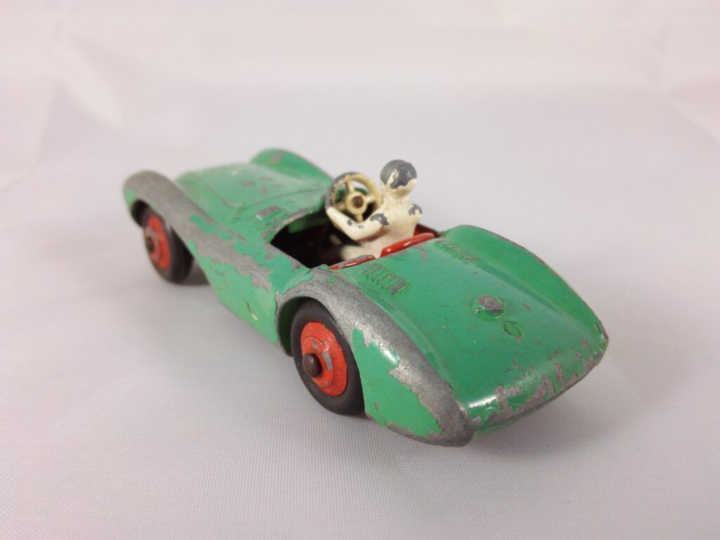 Aston Martin DB3S - Dinky Toys - 110