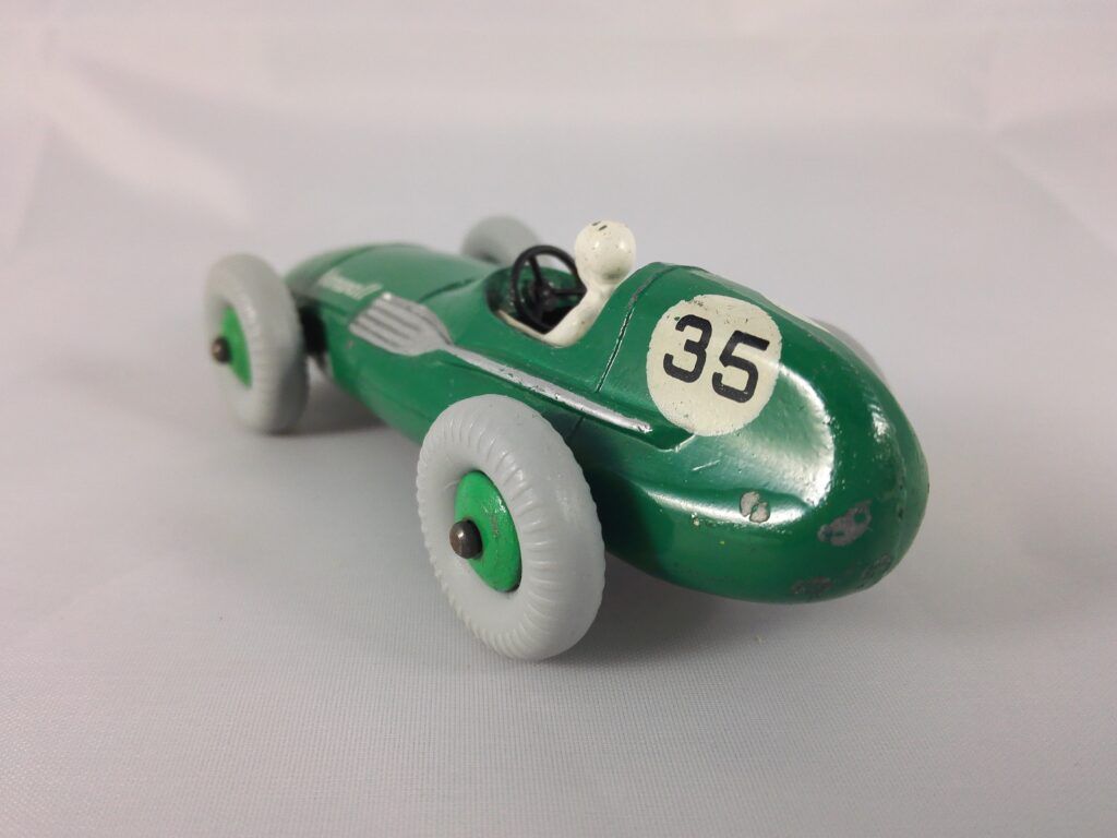 Vanwall VW5 - Dinky Toys - 239