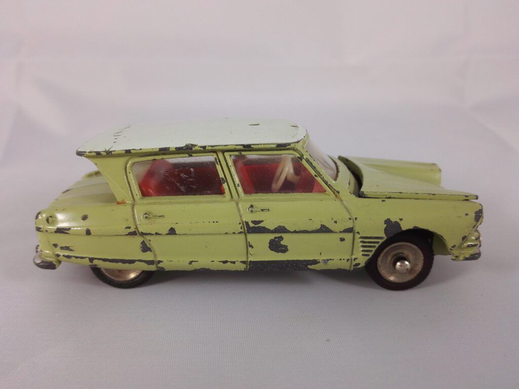 Citroën Ami 6 - Dinky Toys - 557