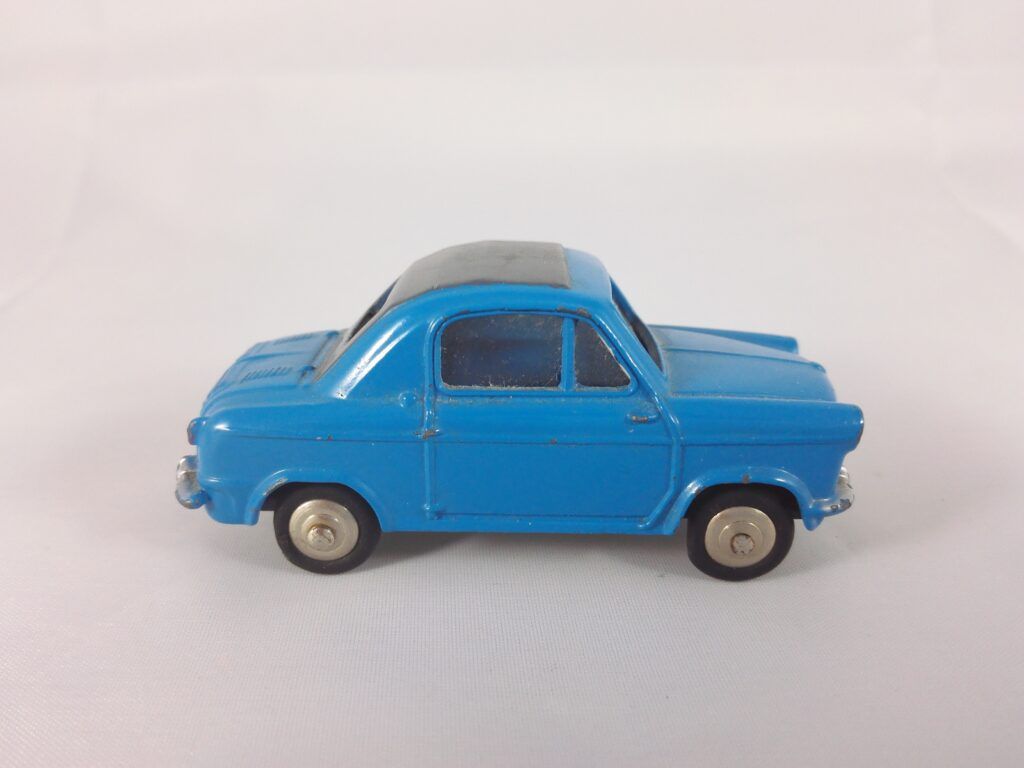 Vespa 400 2 CV - Dinky Toys - 24L